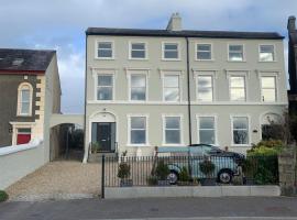 Victorian Seafront House，位于沃伦波因特的酒店