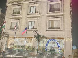 Fun Hotels Gandhidham，位于甘德希罕的酒店