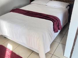 MD Guesthouse Debruin park，位于埃尔默洛的酒店