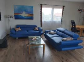 Appartement blue sky unique et élégante，位于洛美的酒店