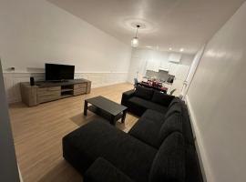 Appartement de 60 m2 au centre ville de morez，位于莫雷兹的酒店