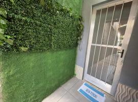 Minicasa Refúgio da Serra，位于米格尔-佩雷拉的小屋