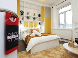 Cardiff City Guesthouse, Central Rooms, Fast Wi-Fi, On-Street Parking