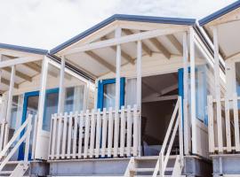 Holiday home on the beach of Wijk aan Zee，位于滨海韦克的酒店