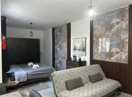 Studio flat 7A