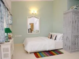 Casa Sea-Esta, Beach view studio apt - Dona Paula