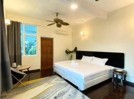 Seahome Boutique Hotel，位于丹绒武雅的酒店
