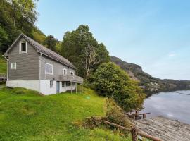 3 Bedroom Stunning Home In Omastrand，位于Sanddal的酒店