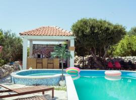 Villa Tina，位于诺瓦利娅的公寓