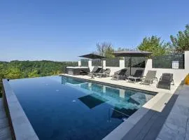 Stunning Home In Donja Poljana