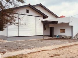 MY QALBU Beach Inn，位于Kampong Sura Masjid的酒店