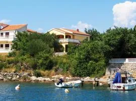 Four-Bedroom Holiday Home Krusevo With Sea View 05