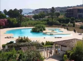 La Siesta 6 Personnes Bord de Plage et Piscine, terrasse de 30m2