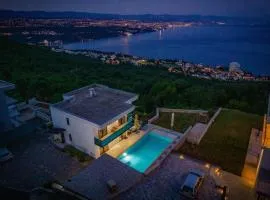 Beach Front Home In Matulji