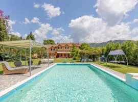 Gorgeous Home In Massarosa -Lu-