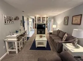 Woodson Bend Resort Condo 7-3 Extremely Large Luxury 1 Bedroom Sleeps 6