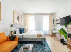 1597-7 Luxury Upper East Studio W&D in unit