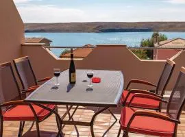 Lovely Apartment In Dinjiska With House Sea View