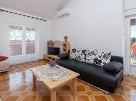 Holiday Apartment Betiga 2