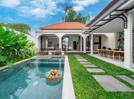 Brand New 4BDR Villa - Cozy and Stylish - CANGGU with Breathtaking Stunning View，位于克罗柏坎的酒店