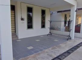 Maryam Homestay，位于Bukit Payong的酒店