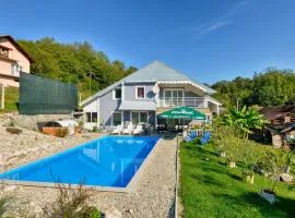 Amazing Home In Nespes
