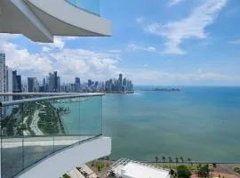 Room in Guest room - Ocean View, Balcony, Pool Rooftop