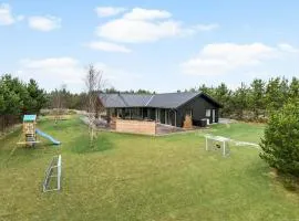 Beautiful Home In Jerup With Wifi