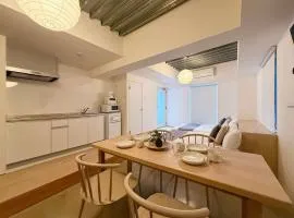 bHOTEL Arts Dobashi - Beautiful Apt in the Heart of the City