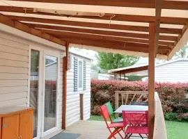Bungalow confortable près de Condrieu avec piscine partagée