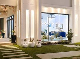 almourooj chalet，位于Ḩalbān的酒店