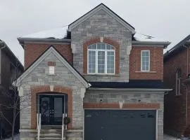 Velohome - 3-Bed, 2-Bath Home