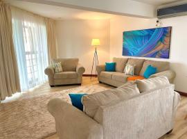 Luxe Ocean Front 2bedroom Condo，位于蒙巴萨的酒店