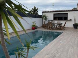 Villa 3 faces avec piscine，位于Ponteilla的酒店