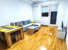 Lux apartman Ub，位于Ub的酒店