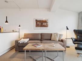 Lovely Apartment In Allinge With Wifi，位于阿灵厄的酒店
