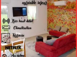 Maison Les Coquelicots - Wifi, Calme, Parking privé