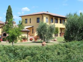 Villa Tre Cipressi，位于Casalappi的酒店