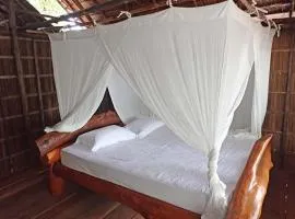 YenKarom Guest House