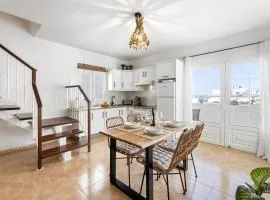 Home2Book Delightful Órzola Duplex by the Coast