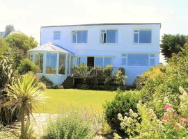 Cottage in Crantock, seaviews, 10min walk to beach，位于卡兰斯拓克的酒店