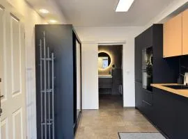 Modern House Gehrden 2, bis 4 Person, Contactless Check-in, free parking, Vollsaniert und Renoviert Dezember 2024