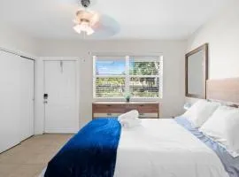 Cozy Studio in Lake Worth with Pool Complex