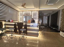 Rajmahal Premium Hotel & Banquet，位于巴特那的酒店