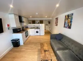 Kings Lets - Studio Apartment
