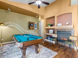 Cozy 4BR Near Ski Resort - Firepit & Pool Table