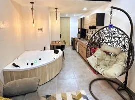 Moderno apartaestudio tipo loft, con jacuzzi privado, auto check-in en Usaquén