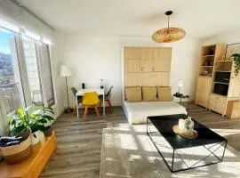 Bright studio near Paris & La Defense