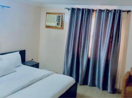 Morada hotels Ltd, 7 Abel Oreniyi St，位于拉各斯穆尔塔拉·穆罕默德国际机场 - LOS附近的酒店