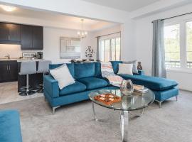 Niagara Luxury Living 5 mins from the Falls，位于尼亚加拉瀑布的酒店